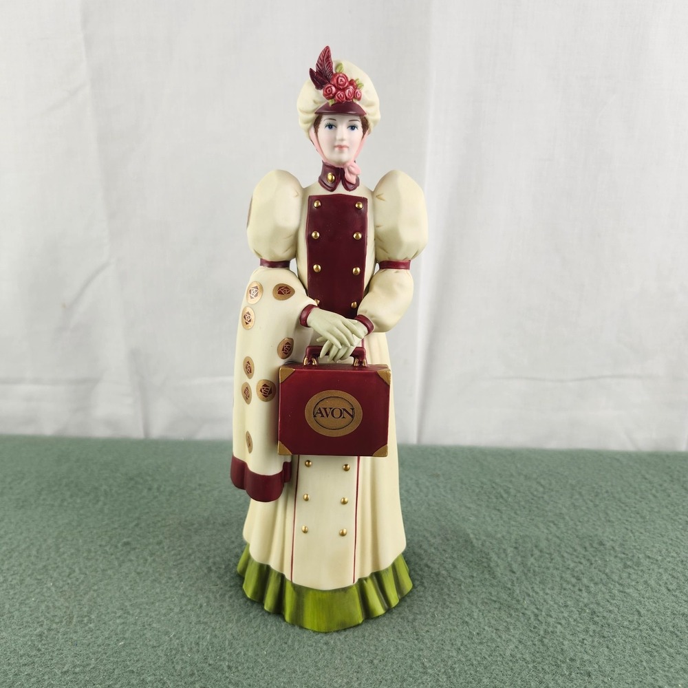 Avon 2006 Mrs. Albee Porcelain Figurine Presidents Club Representative Award